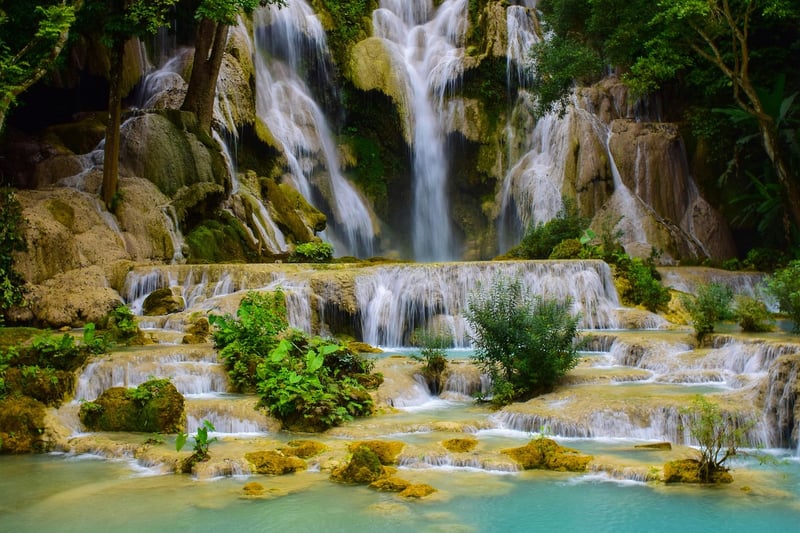 Dreamy Waterfall Unions